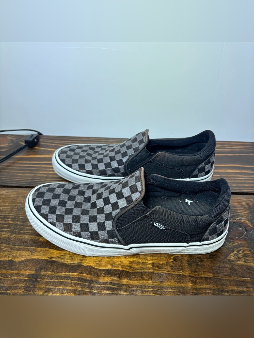 Vans Classic Slip-On Checkerboard Black Gray Men’s 10.5 Women’s 12